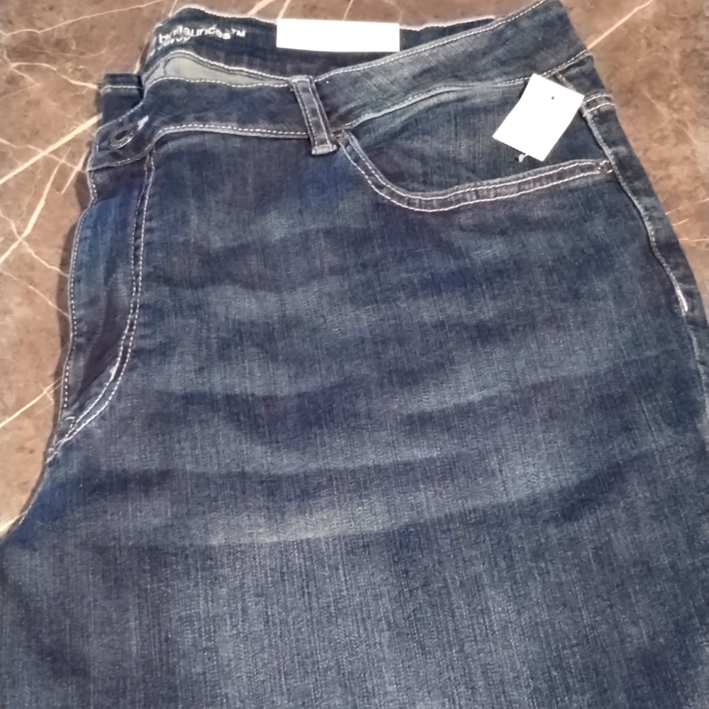 WOMEN'S jeans